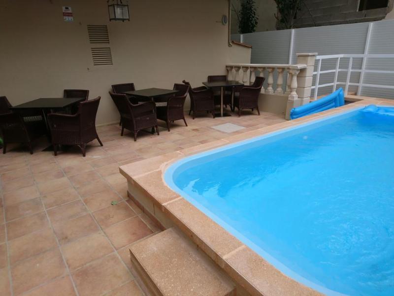 Hostel Elegance Playa Arenal III El Arenal  Exteriér fotografie